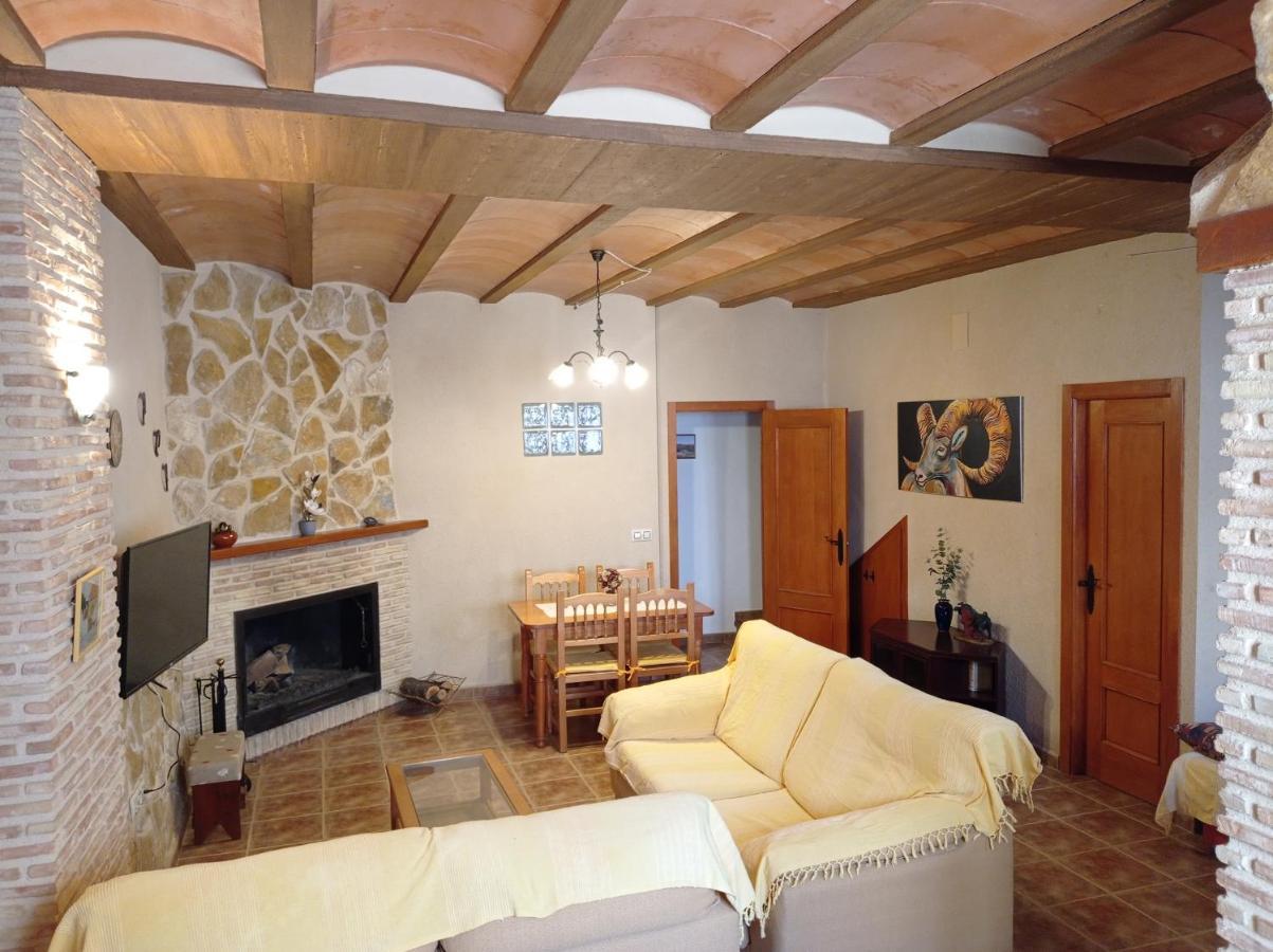 Casa Camille.Villares Elche De La Sierra Exterior foto